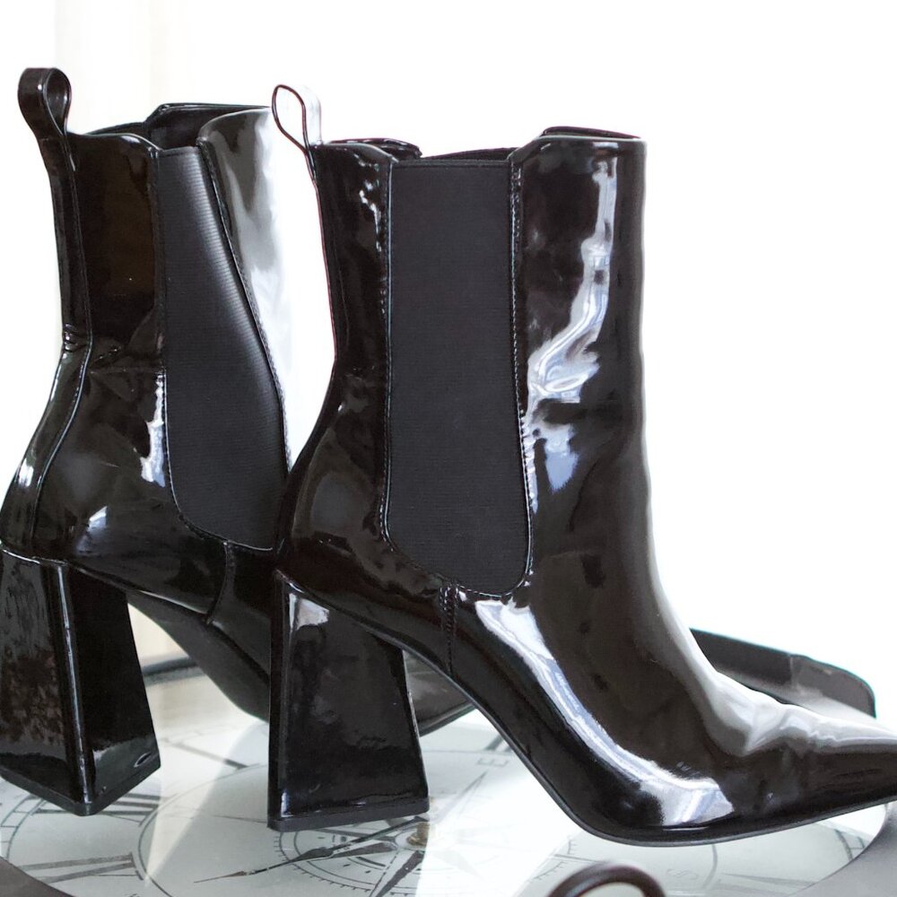 ShoeDazzle Black Patent Chunky Heel Ankle Boots